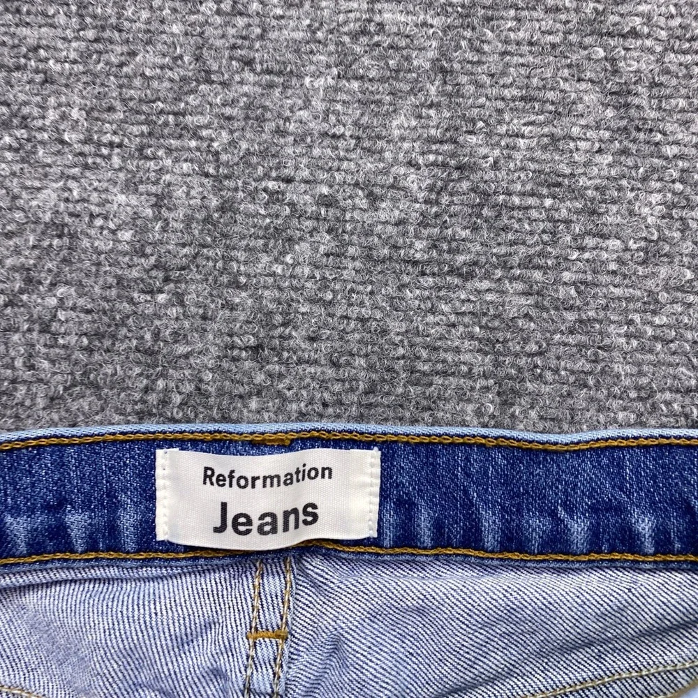 Reformation Jeans Liza High Straight Newport Wash Blue Denim Size 26 Grunge